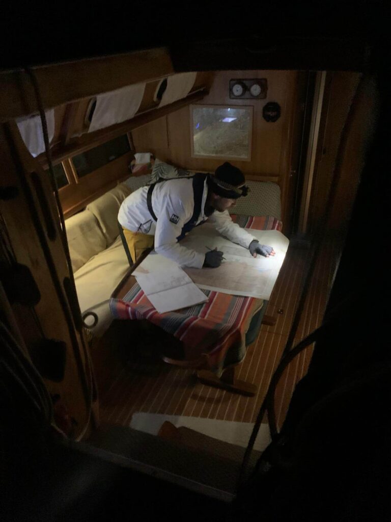 Croisi&egrave;re-&eacute;cole en M&eacute;diterran&eacute;e &ndash; Apprendre la voile et la cartographie en navigant