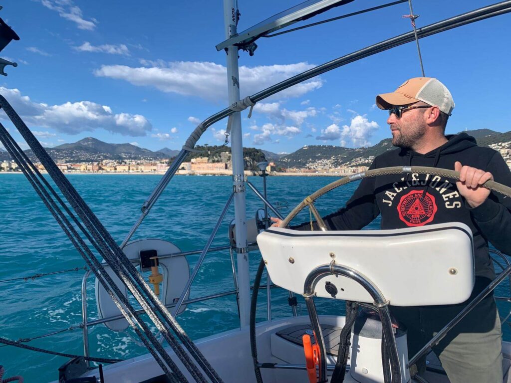 Moniteur de voile dipl&ocirc;m&eacute;s &Eacute;quipe de Vent d&rsquo;Aventure